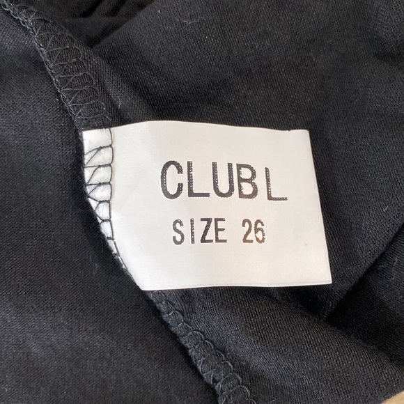 Club L dress - Picture 8 of 9